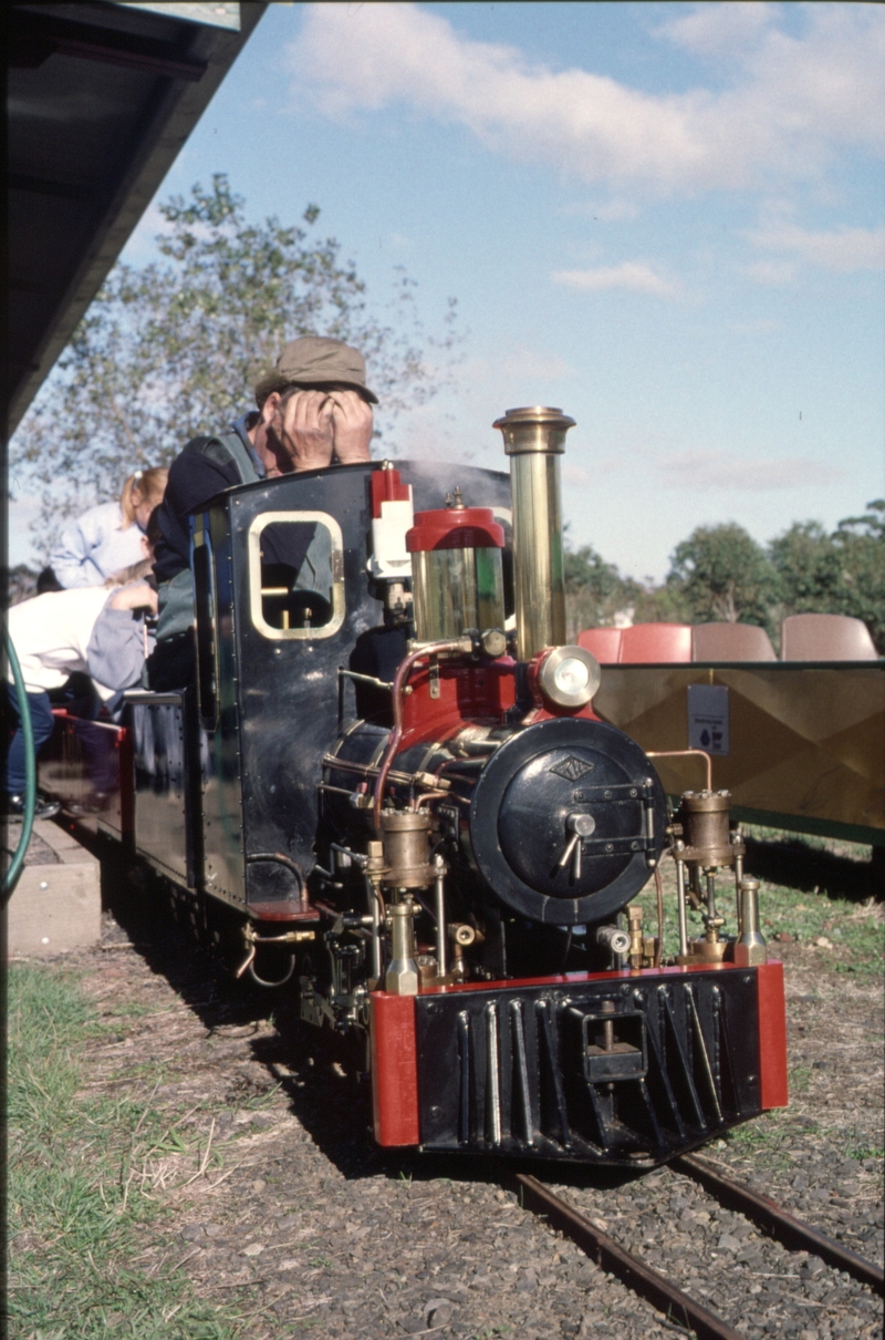 124896: Gisborne Vintage Machinery Society 184 mm gauge 'Kw' 0-4-2 Passenger