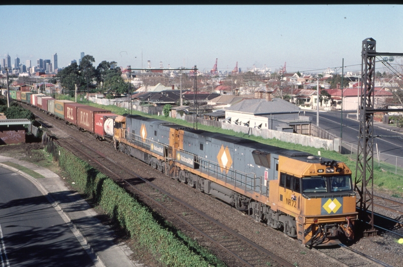 124947: West Footscray Junction NR 72 NR 95 Down Sydney Superfreighter