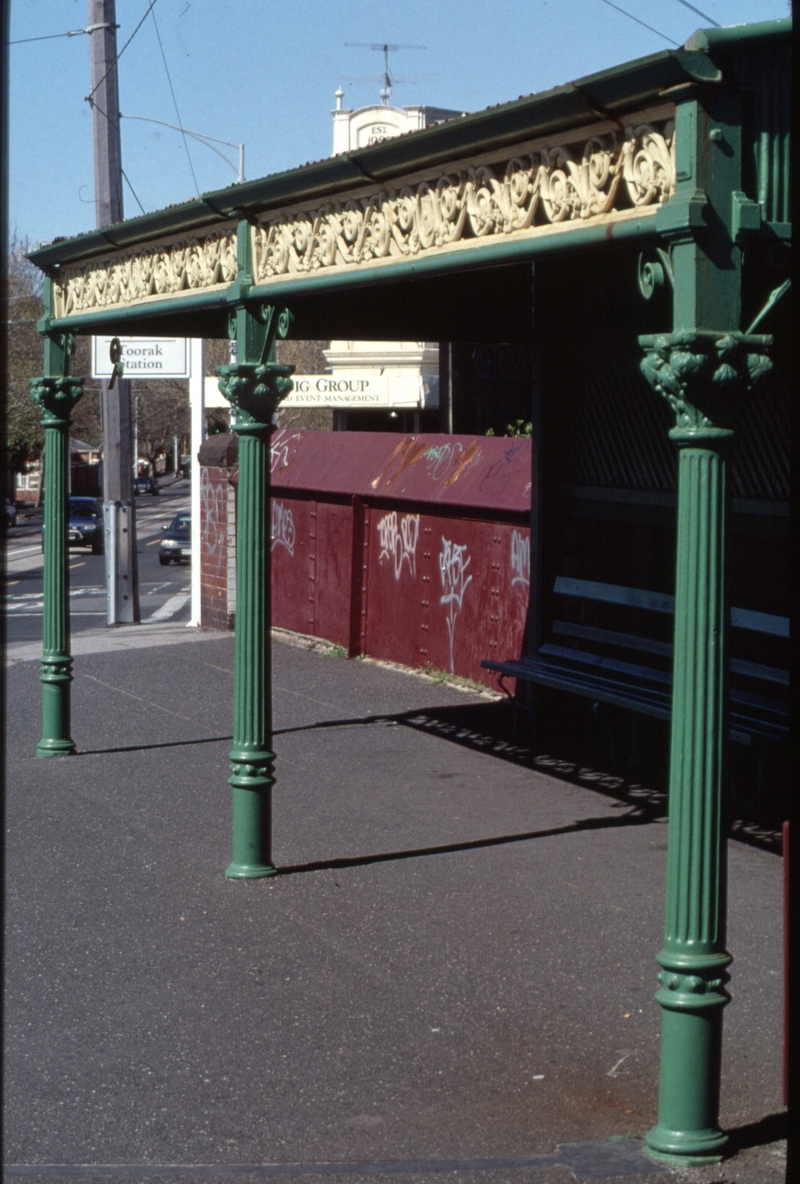 124977: Tramway Shelter in Malvern Road at Orrong Road