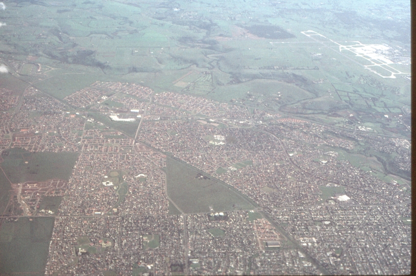 125163: Sydenham looking towards Melbourne