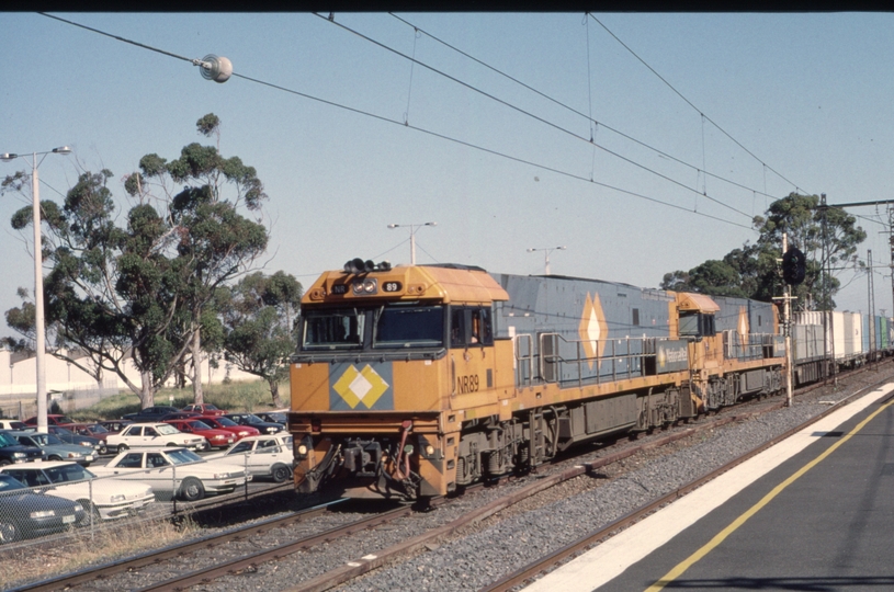 126126: Albion Down Sydney Superfreighter NR 89 NR 95