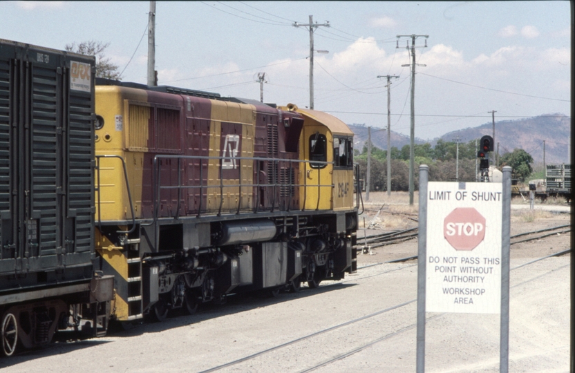 126652: Townsville Up Container Train 2194 F