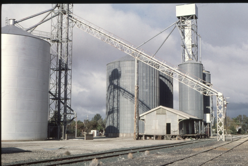 127507: Pyramid Grain handling facilities