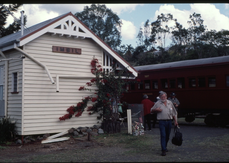 127781: Imbil Passenger from Gympie on arrival