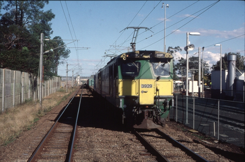 127787: Caboolture Down Freight 3929 leading