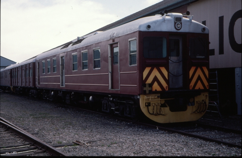 128102: National Railway Museum 321