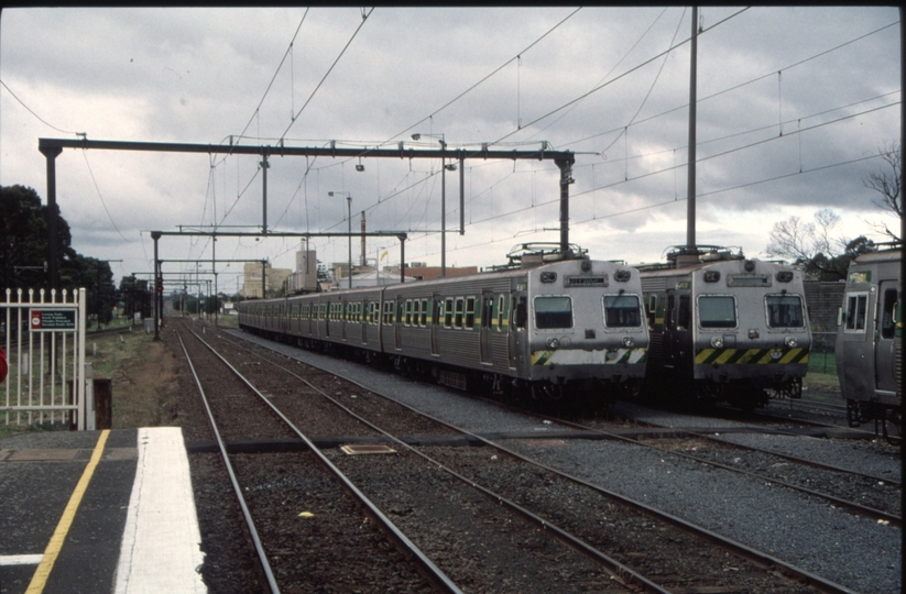 128552: Pakenham Stabled Hitachi Suburban Trains Nearest  x M 40 M 20 M (left to right),