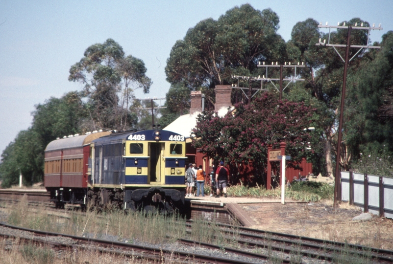129431: Coolamon ARHS (ACT), Special from Junee 4403