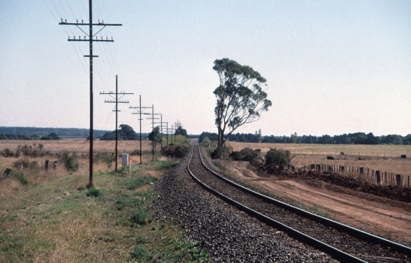 129600: Torpey's Road Level Crossing km 106.7 Ballarat Line Ballarat end of deviation for Regional Fast Train looking towards Ballarat