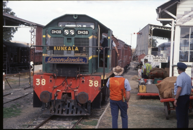 129961: Kunkala Passenger from Cabanda DH 38