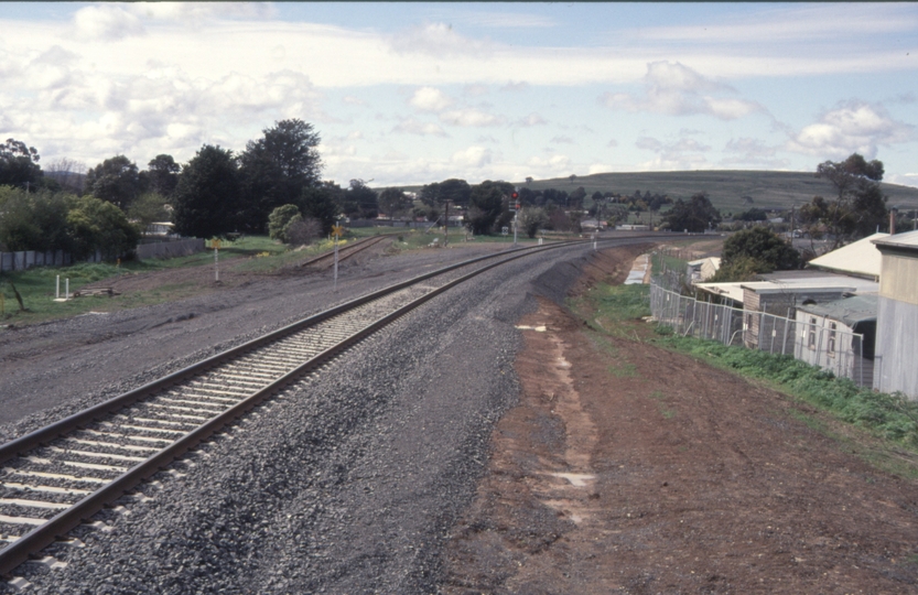 129998: Ballan Deviation at Melbourne end viewed from old stockyards abandoned track at lefr