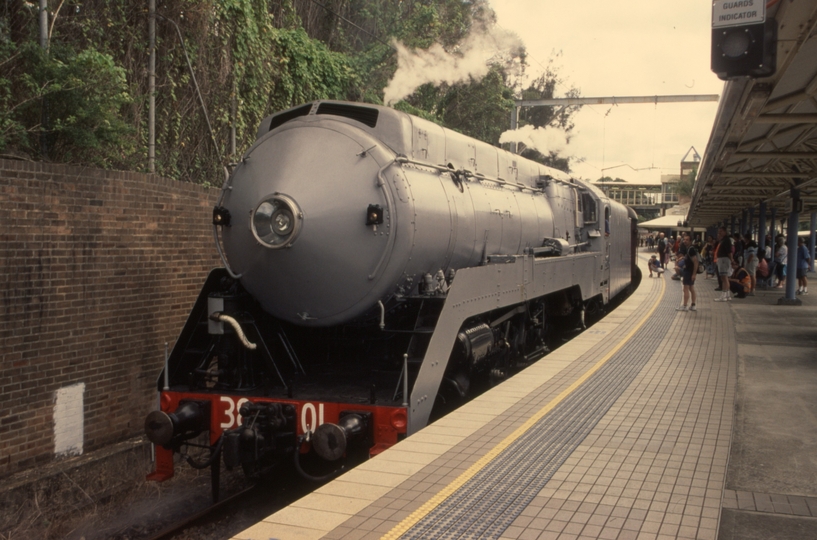 130805: Gosford Up Special to Sydney Central 3801
