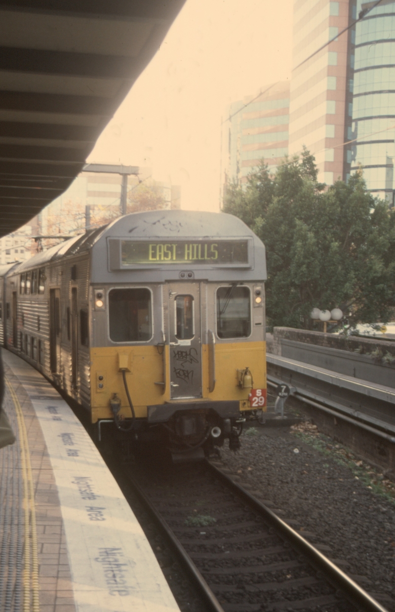 131122: Sydney Central Platform 14 Down East Hills Suburban via Airport