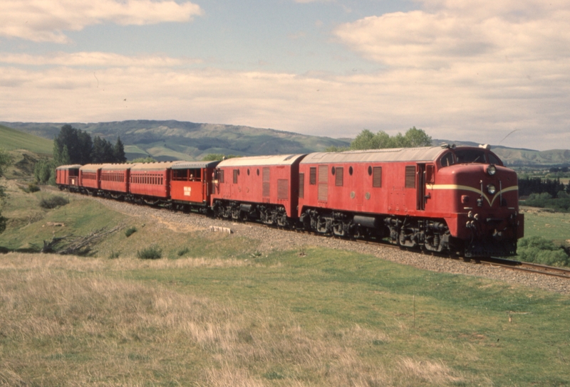 131533: Weka Pass Railway km 5 Passenger to Waikari Dg 770 Dg 791