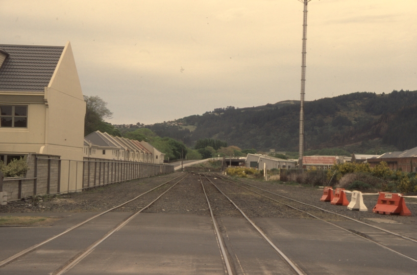 131688: Dunedin Looking North from St Andrews Street Level Crossing