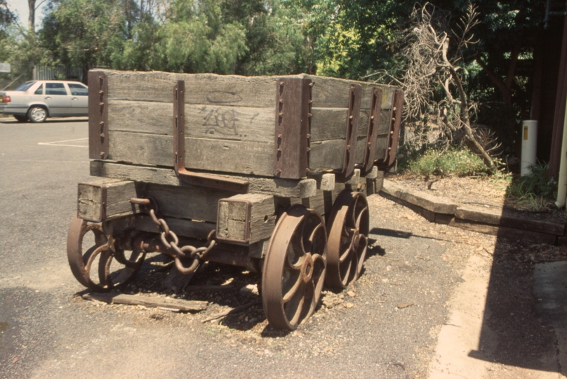 132462: Scone Heritage Wagon