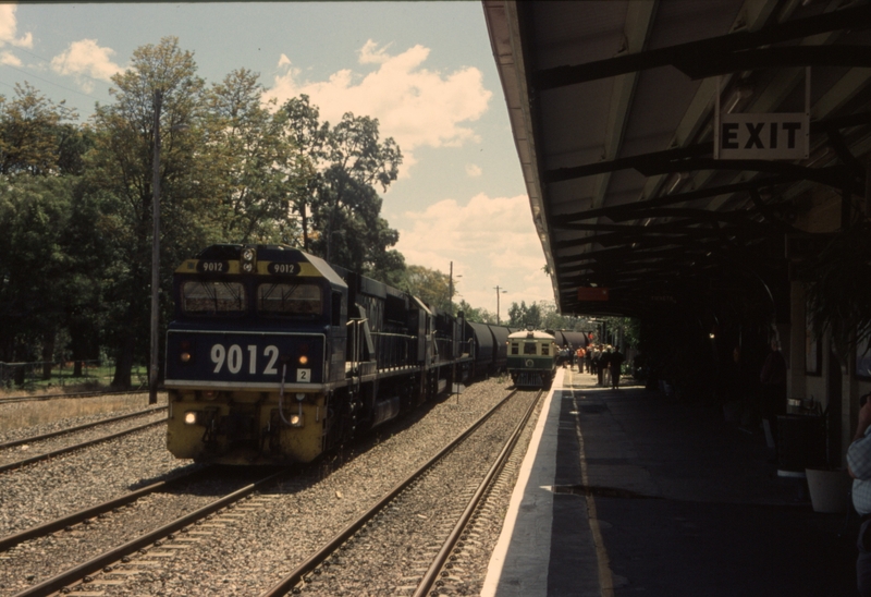 132467: Muswellbrook Coal train from Ulan 9012 9026 9027
