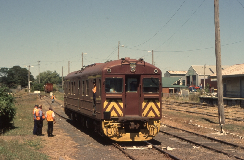 132659: Korumburra 402 Docking to form Passenger to Nyora
