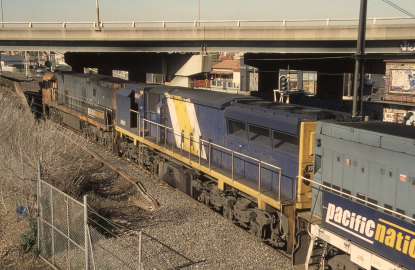 132750: West Footscray Junction Up Freight NR 58 XRB 561 (NR 58),