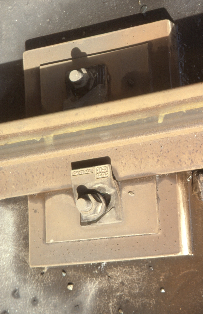 132936: Nowergup 'Gantrail' rail fixing