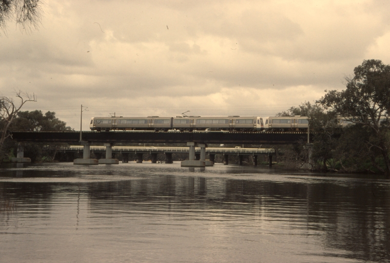 132957: Swan River  Bridge Guildford Suburban to Midland 4-car 'A' Set