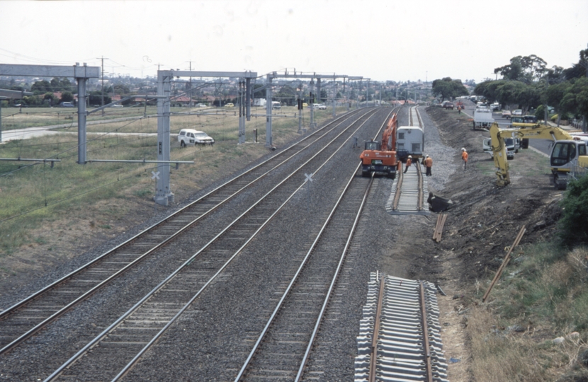 133299: Coolaroo looking North from Barry Road