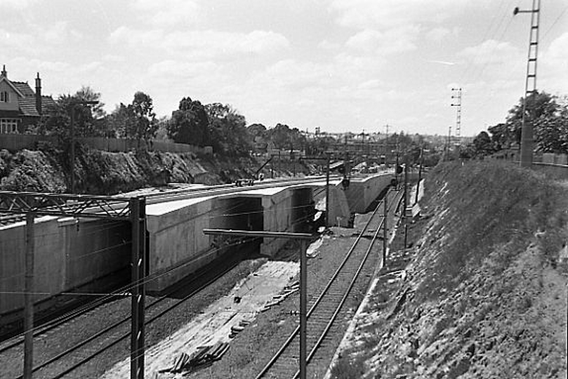 133674: East Camberwell Flyover (under construction), looking East from Stanhope Grove