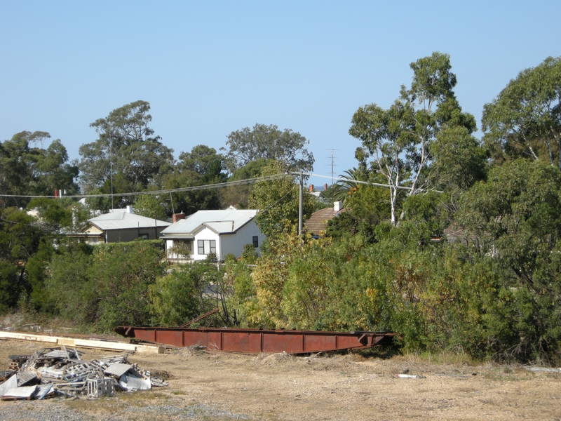 135064: Bairnsdale Abandoned turntable