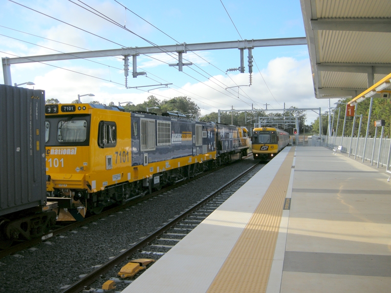 135263: Beerburrum Down Freight PN 002 7101 and Up Suburban Set 45 leading