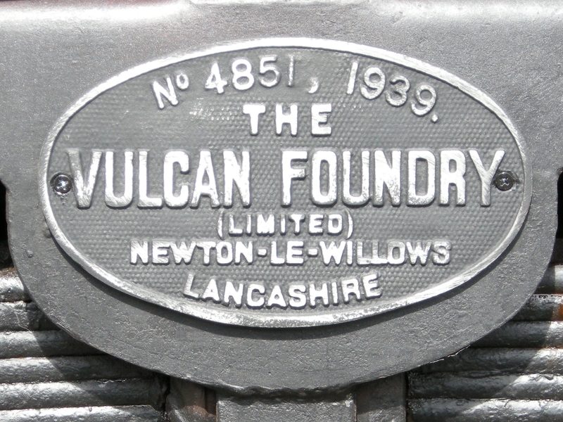 135835: Hindon Vulcan Maker's Plate 4851-1939 on RM 56