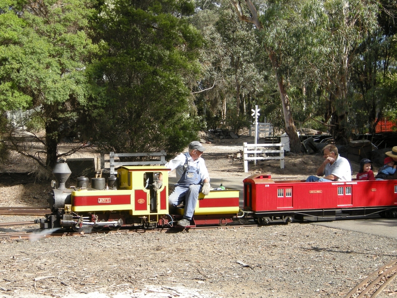 136264: Diamond Valley Railway Passenger 'BFC 9 0-6-2T Joyce'