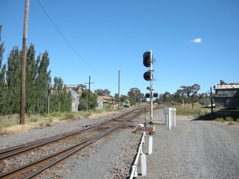 136489: Maryborough Junction of Ballarat and Ararat lines looking South