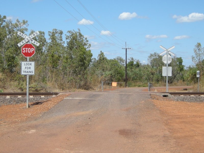 137128: km 2749 173 Occupation Crossing looking from East to West across line