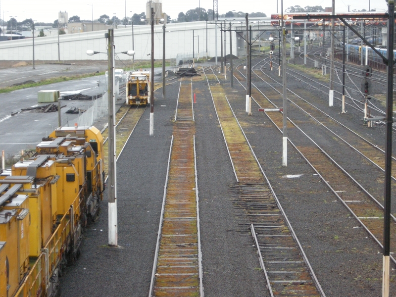 137225: Dandenong Rail Grinding Outfit Looking towards Melbourne