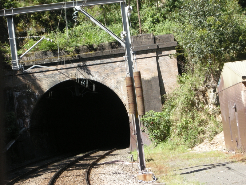 137353: First Tunnel North of Stanwell Park Viaduct South Portal