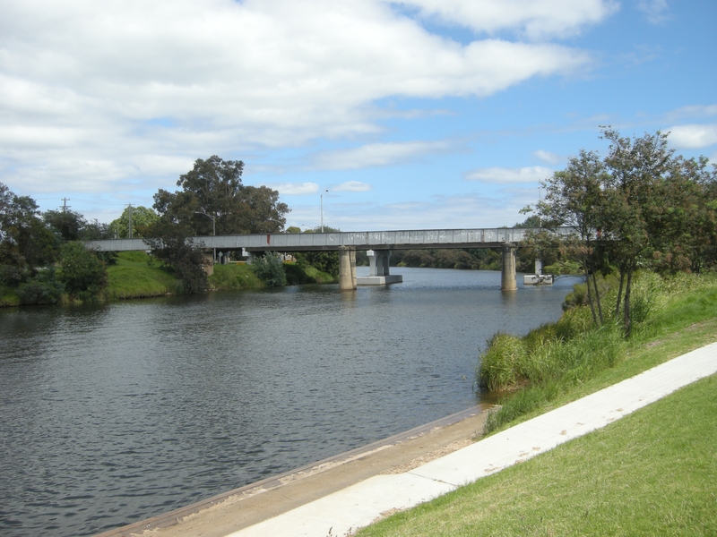 137787: Mitchell River Bridge looking upstream