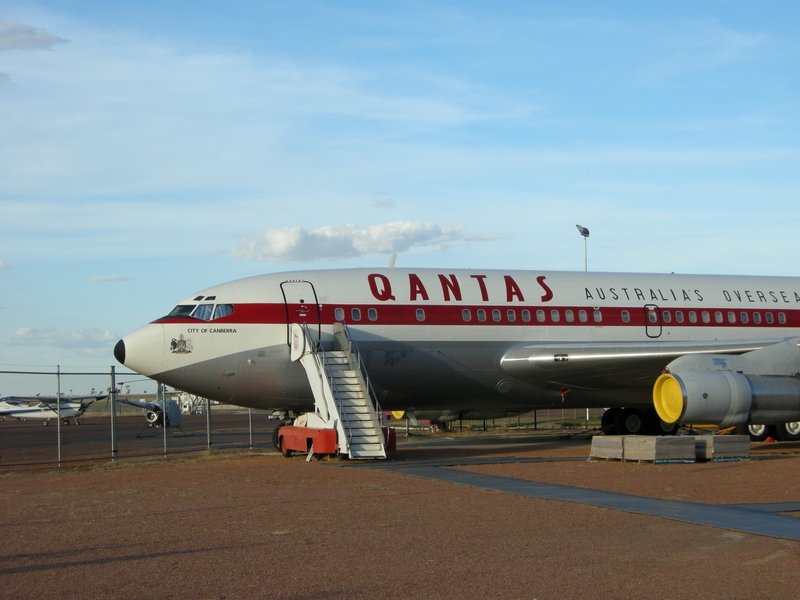 201515: Longreach Boeing 707 'City of Canberra'