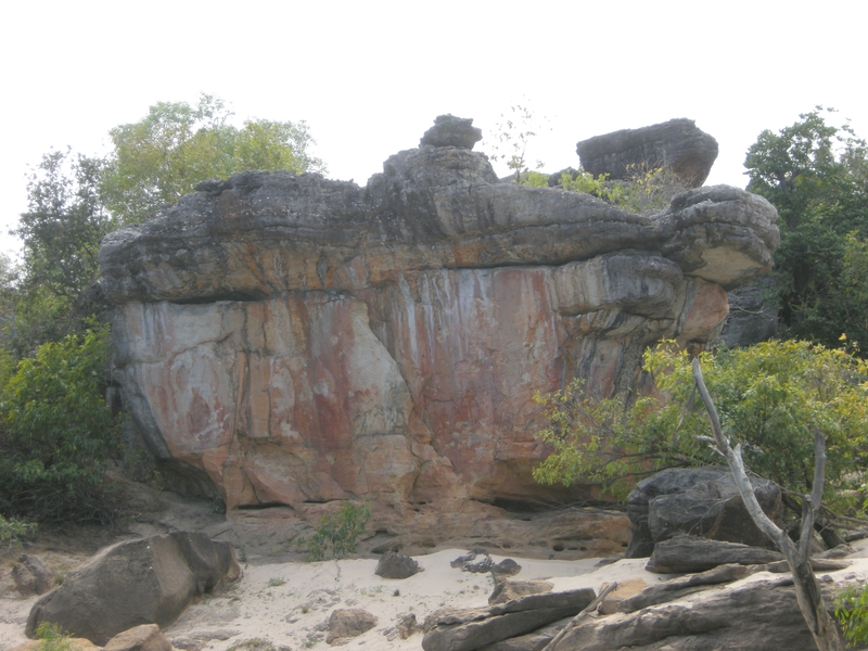 201627: East Alligator River NT Arnhem Land side Rock formations and paintings