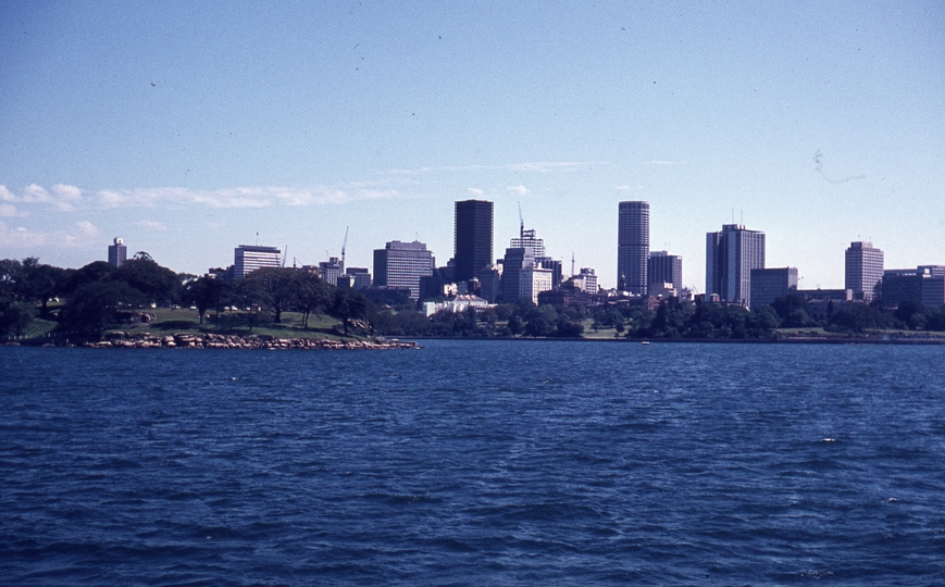 400223: Sydney NSW viewed from Manly Ferry