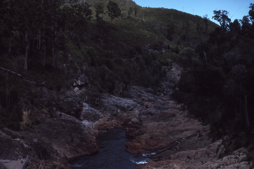 400378: Pieman River Tasmania looking downstream from first EBR Bridge