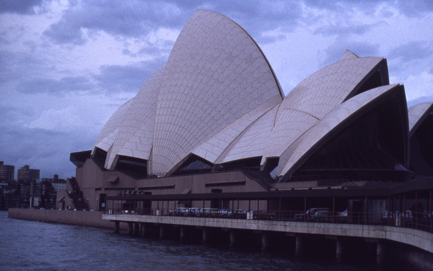 400419: Sydney NSW Opera House