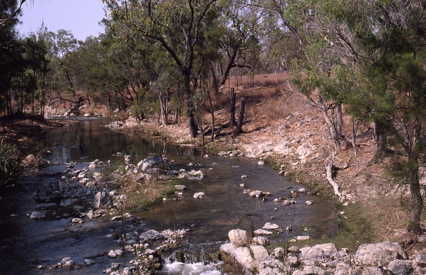 400925: Fossilbrook Qld Creek