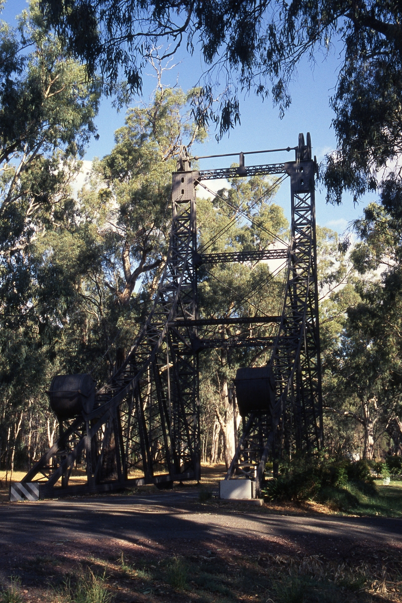 400978: Darlington Point NSW Lift Bridge Frame preserved at entrance to caravan park