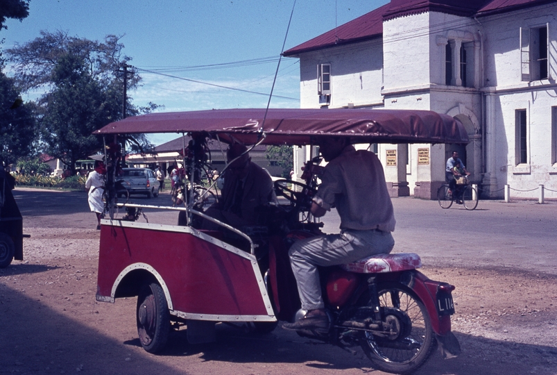 401787: Nuku'Alofa Tonga Taxi Photo Wendy Langford