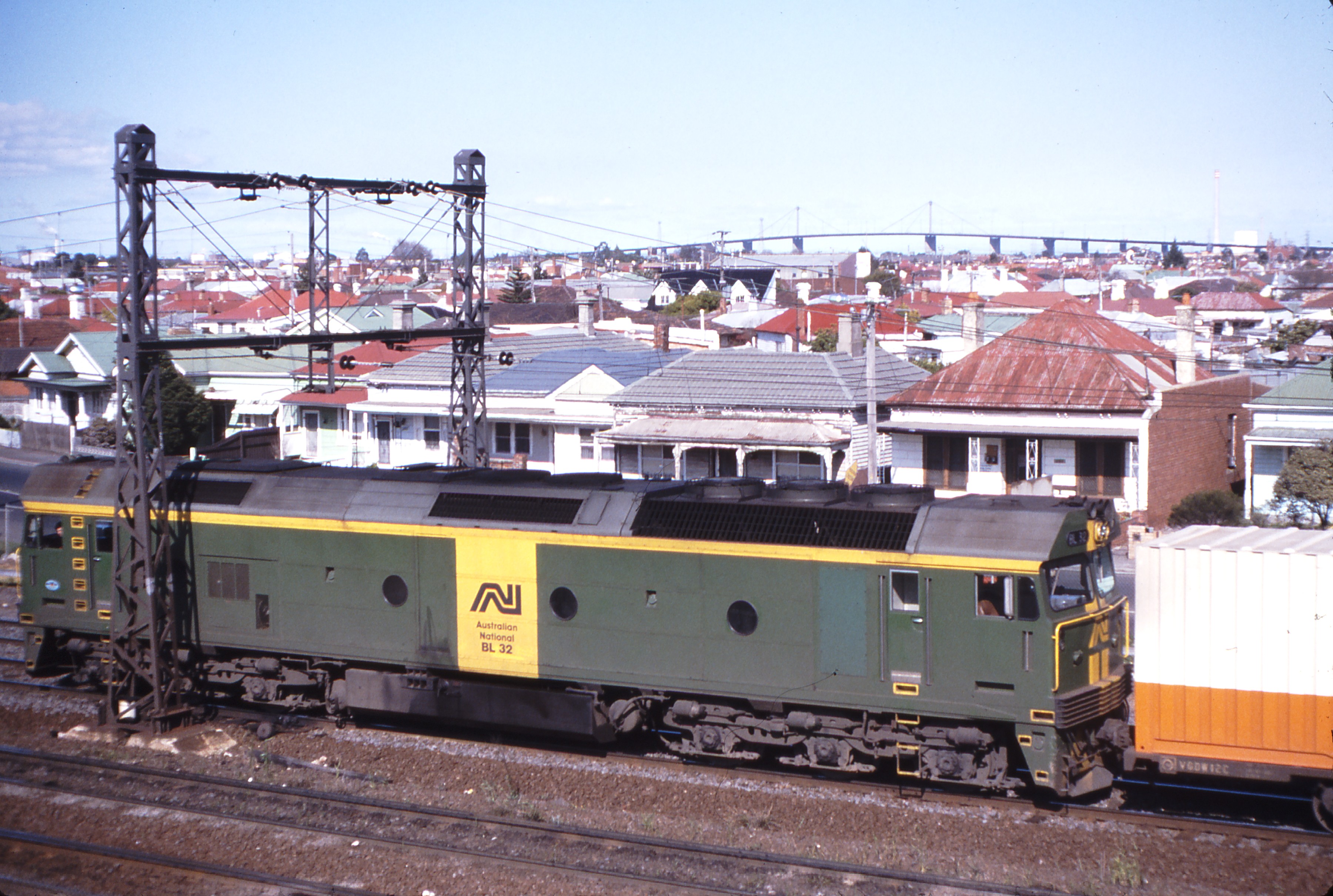 Weston Langford115470: West Footscray Up Freight BL 32