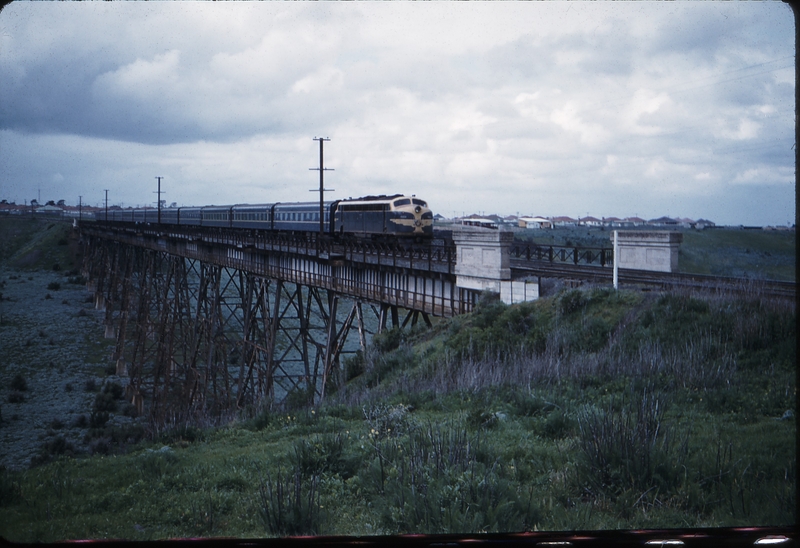 100043: Moonee Ponds Creek Viaduct Up Spirit of Progress B Class Sunday Train Dispute