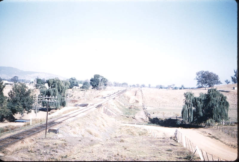 100121: Wodonga view from up end of yard looking up
