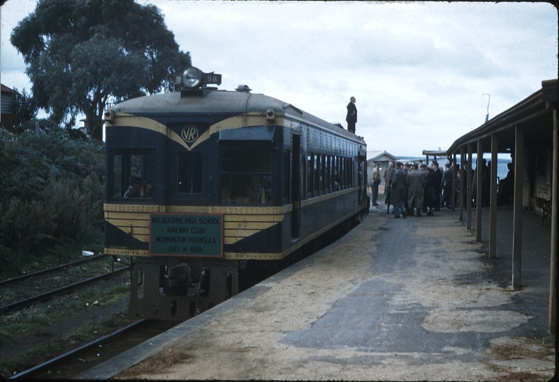 100177: Stony Point 58 RM at headshunt about to run around trailer MHSRC Special Photo W M Langford