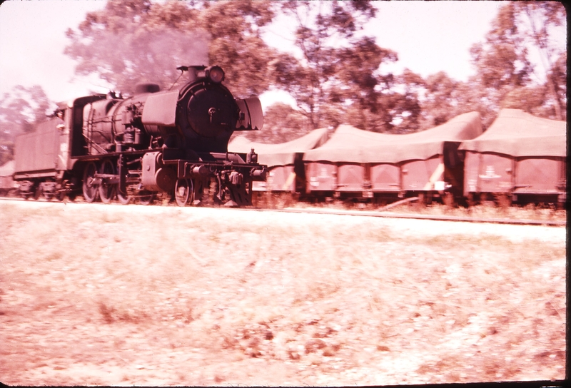 100265: Maryborough Up Light Engine from Dunolly C 13