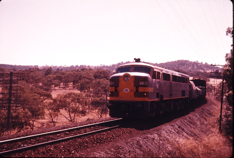 100320: Bethungra Spiral Down Goods 4401 near tunnels